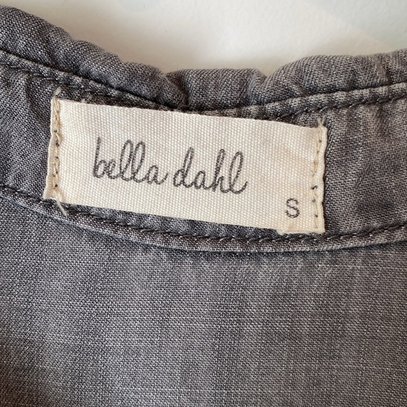 Bella Dahl V Neck Two Pocket Denim Shirt - Gray - Small - Picture 3 of 6